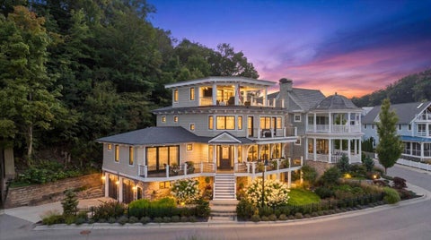 Photo for 720 Bay Road