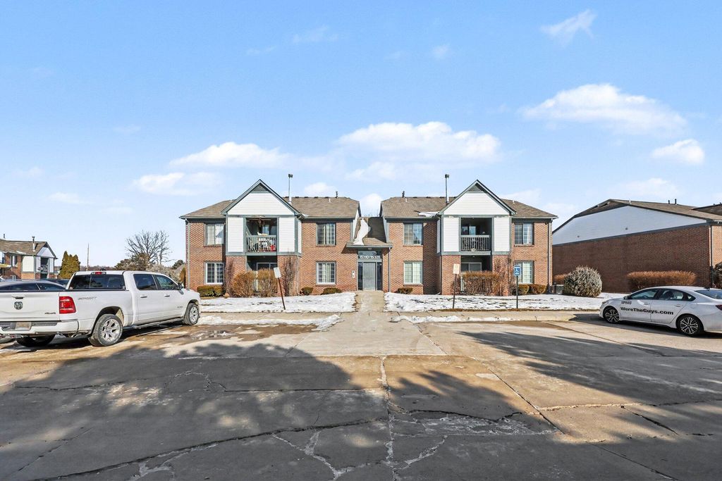 Photo of 15324 Ashley Court #21, Macomb, MI 48044 (MLS # 26005712)