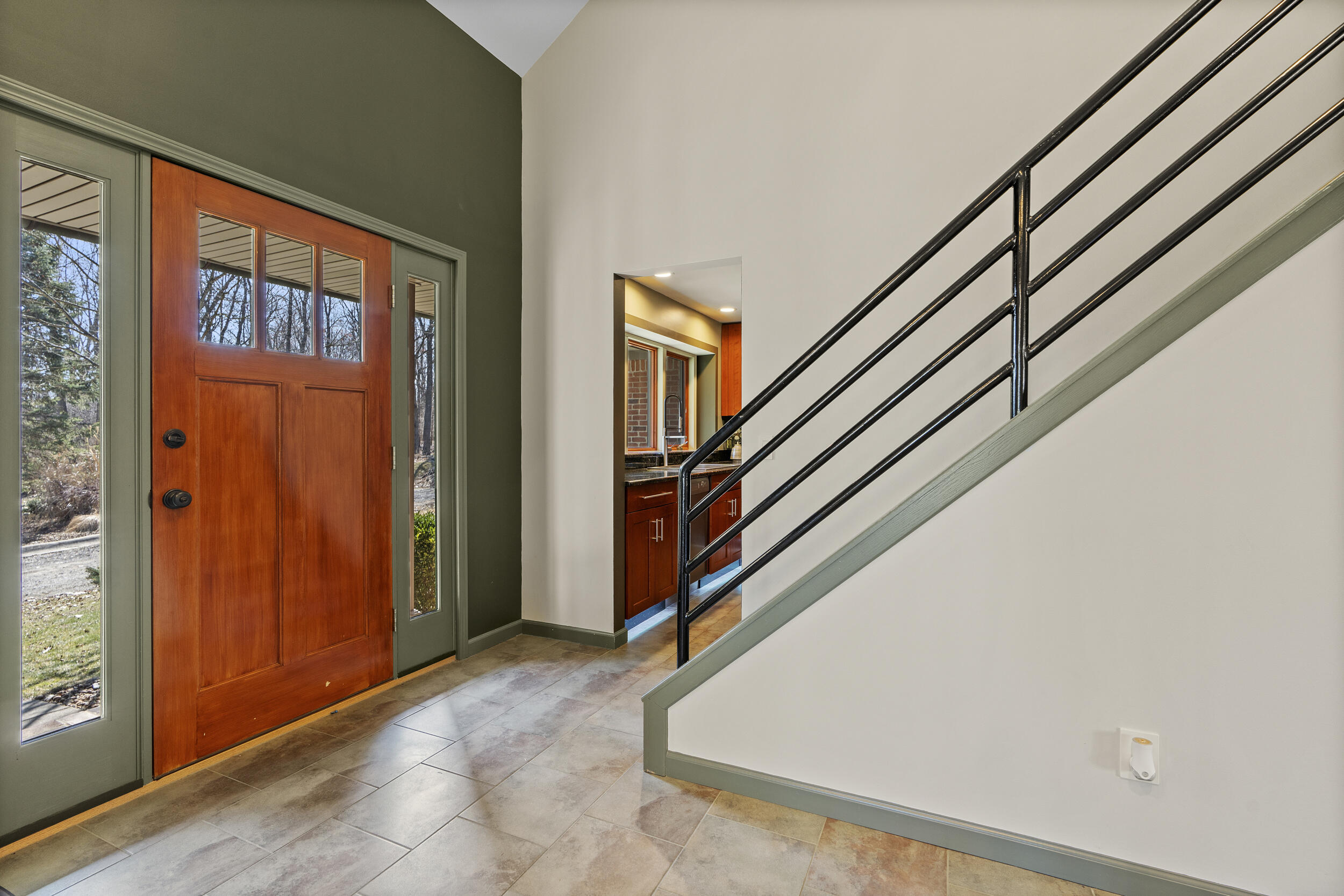 5557 N Territorial Road