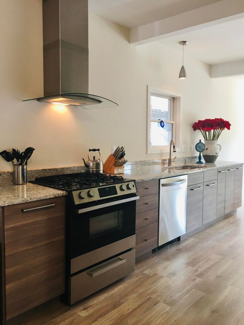 Photo of 330 S Main Street, Ann Arbor, MI 48104 (MLS # 26005594)