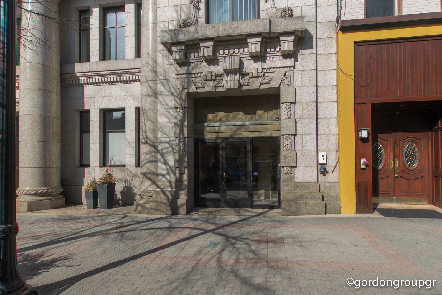 Photo 1 of 21 of 60 monroe center Street NW condo