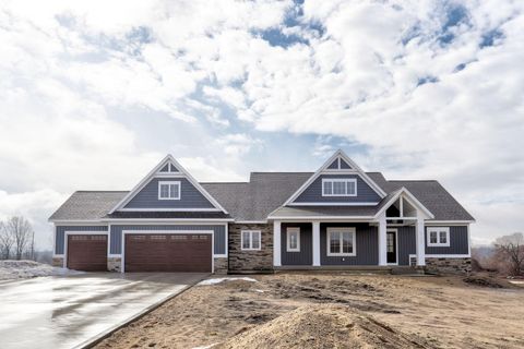MLS: 25007284
