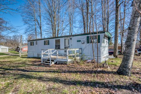 Photo of 5340 Birch Island Drive, Barryton, MI 49305 (MLS # 26017056)