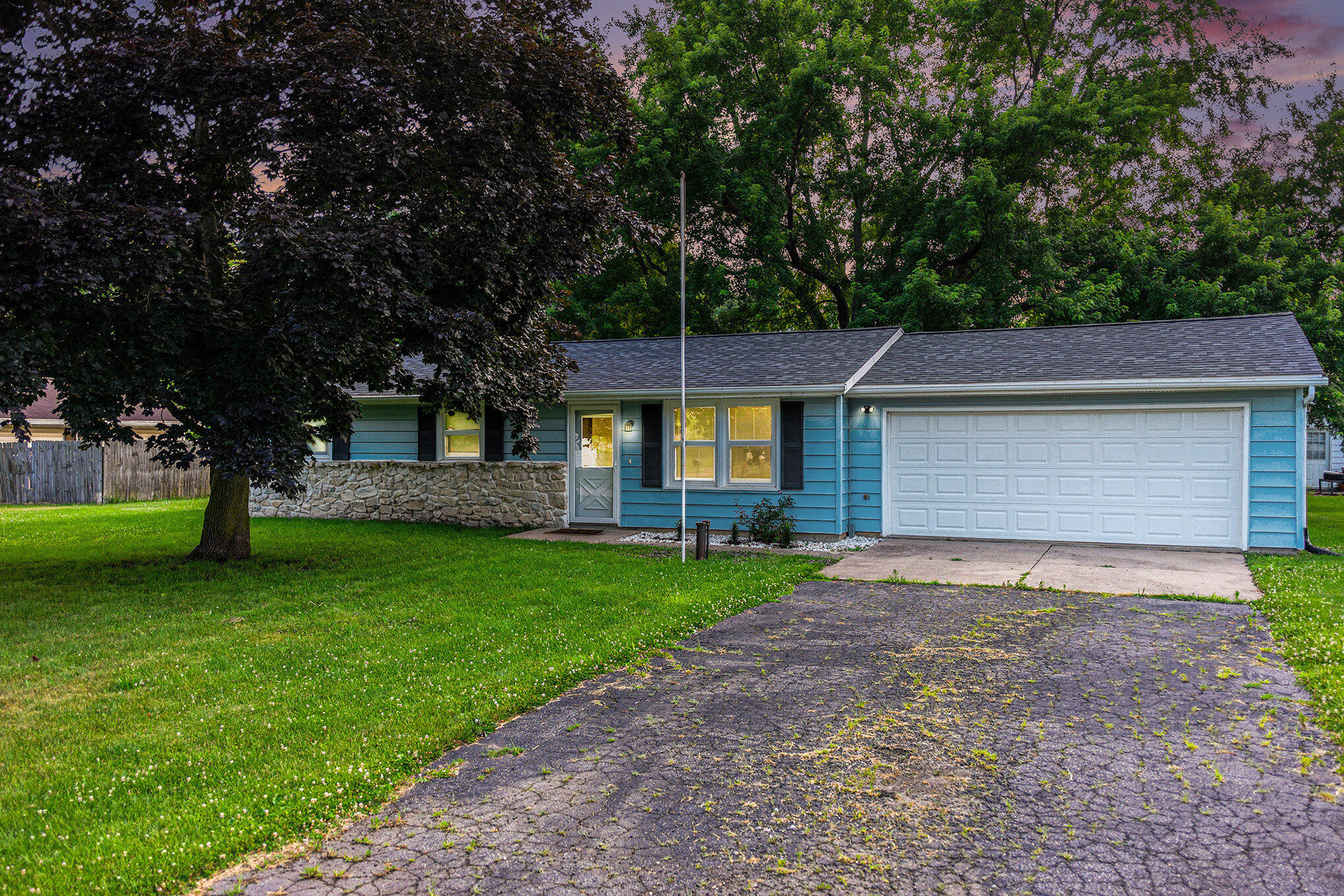 Sturgis, Michigan 49091, United States, 3 Bedrooms Bedrooms, ,1 BathroomBathrooms,Residential,Active,154959