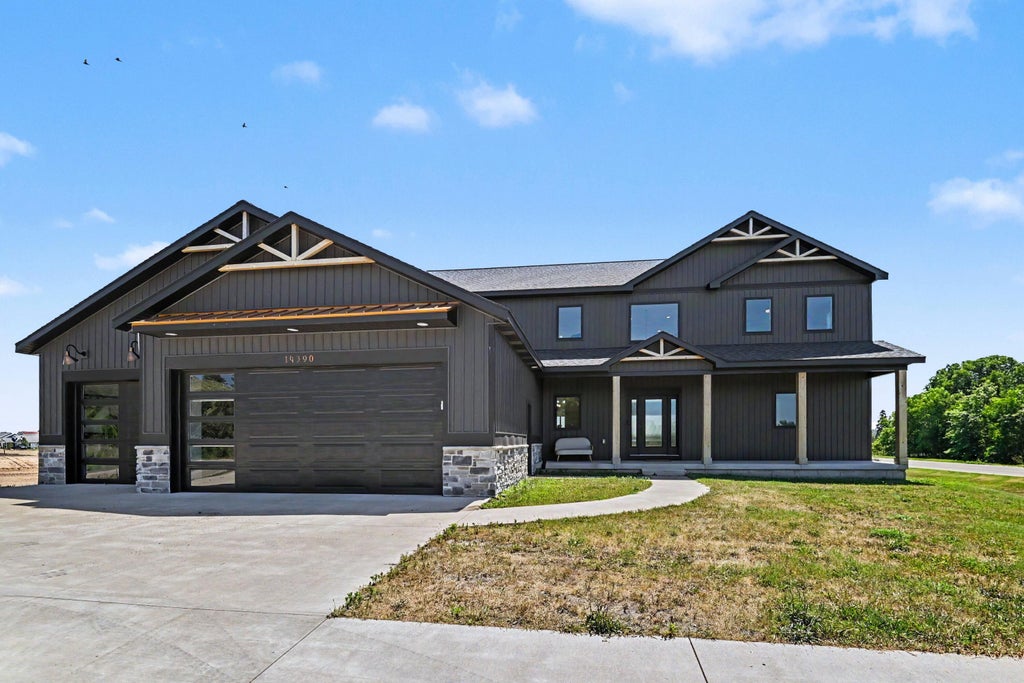 Photo of 14390 New Holland Street, Holland, MI 49424 (MLS # 26050141)
