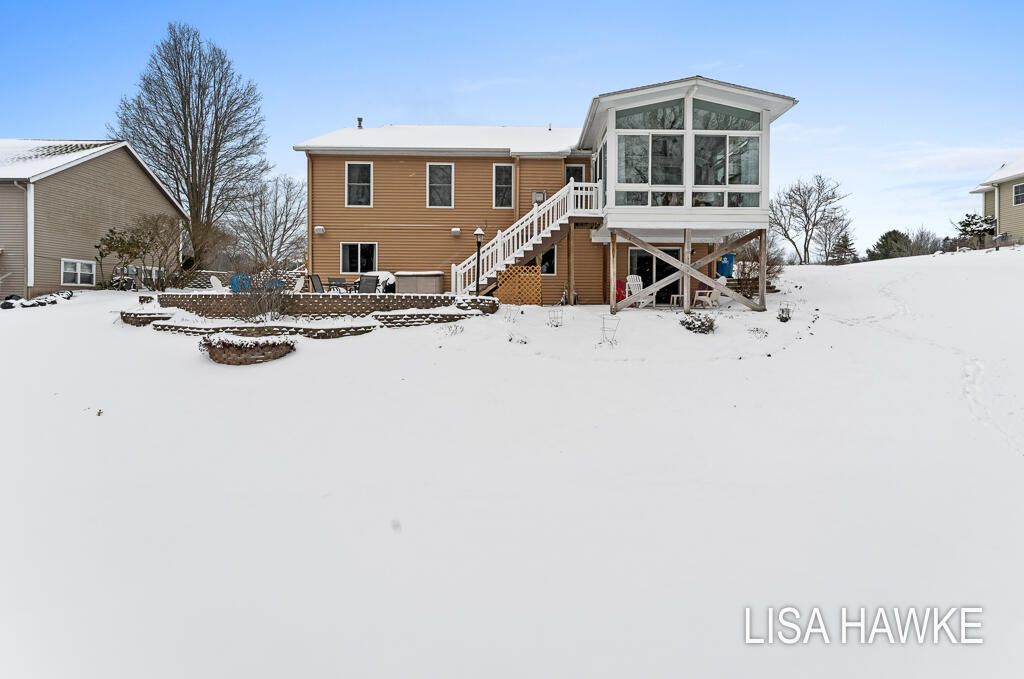 Photo of 14890 Canary Drive, Grand Haven, MI 49417 (MLS # 26010415)
