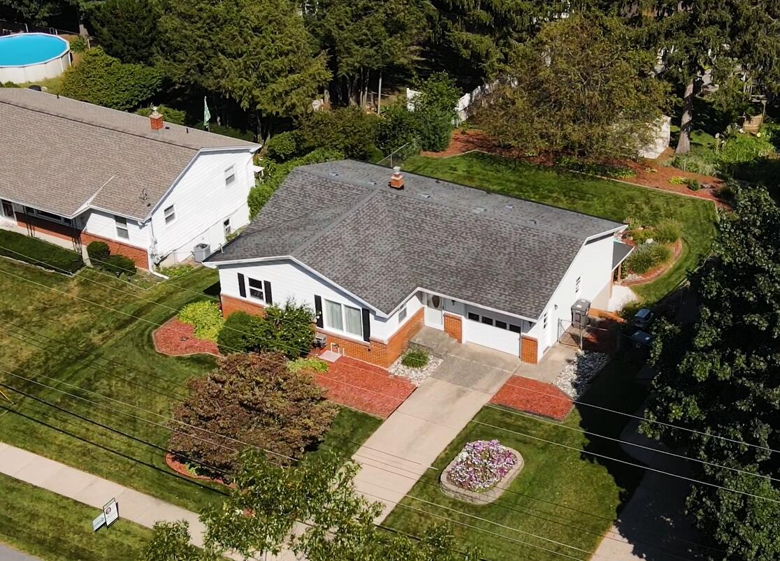 View Walker, MI 49544 house