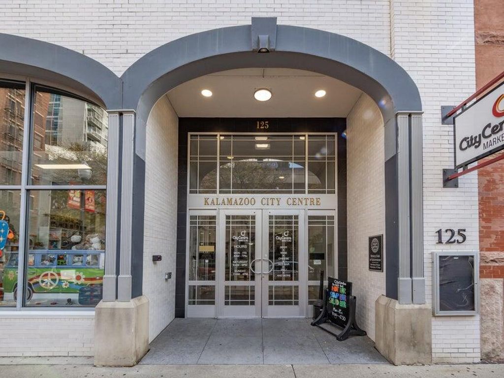 Photo of 125 S Kalamazoo Mall #508, Kalamazoo, MI 49007 (MLS # 26005530)