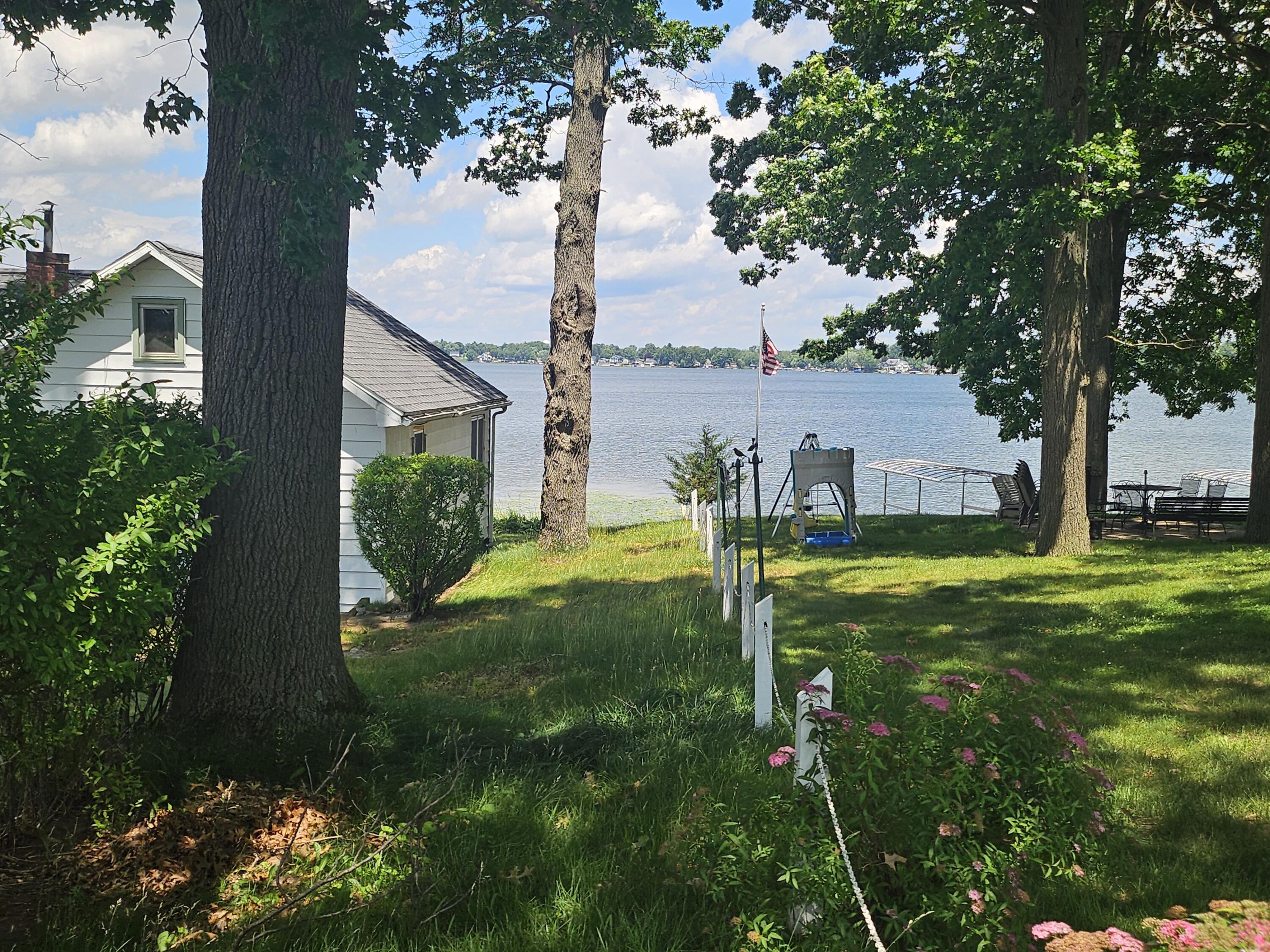 Colon, Michigan 49040, United States, 3 Bedrooms Bedrooms, ,1 BathroomBathrooms,Residential,Active,202790