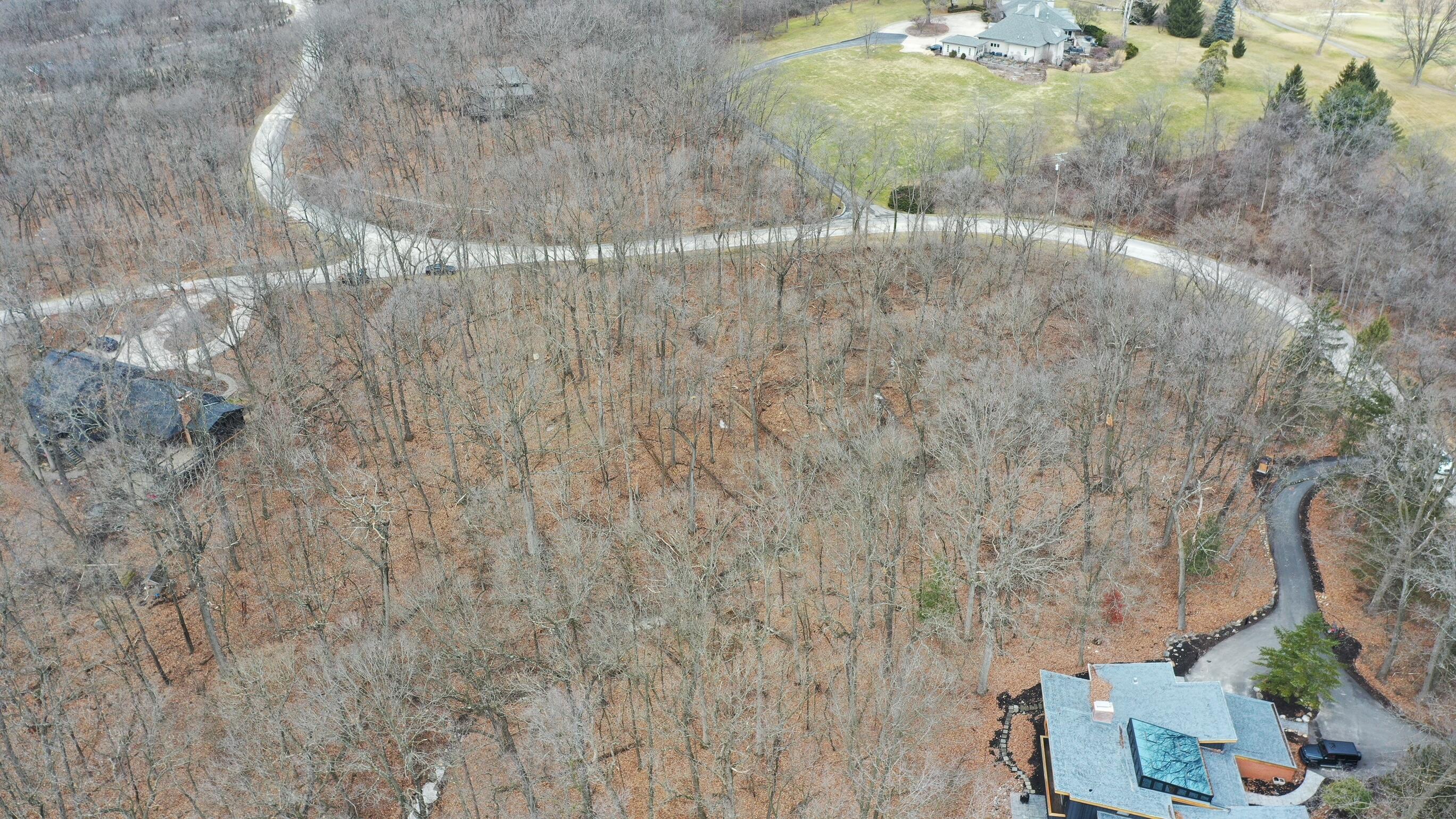 901 Country Club Road