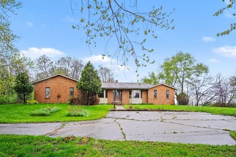 Photo of 655 N 48th Avenue, Coopersville, MI 49404 (MLS # 26018907)