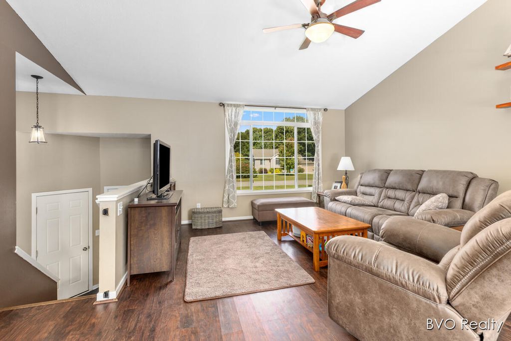 Photo of 15448 Meadowlark Drive, Grand Haven, MI 49417 (MLS # 25045867)