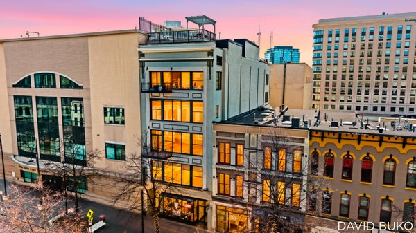 49 MONROE CENTER ST NW, GRAND RAPIDS, MI 49503 - Image 3bdc4e1bd75c332612c823182c0b267d/3967856227