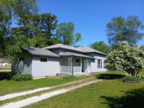 Photo of 409 S Scott Street, Scottville, MI 49454 (MLS # 26025464)