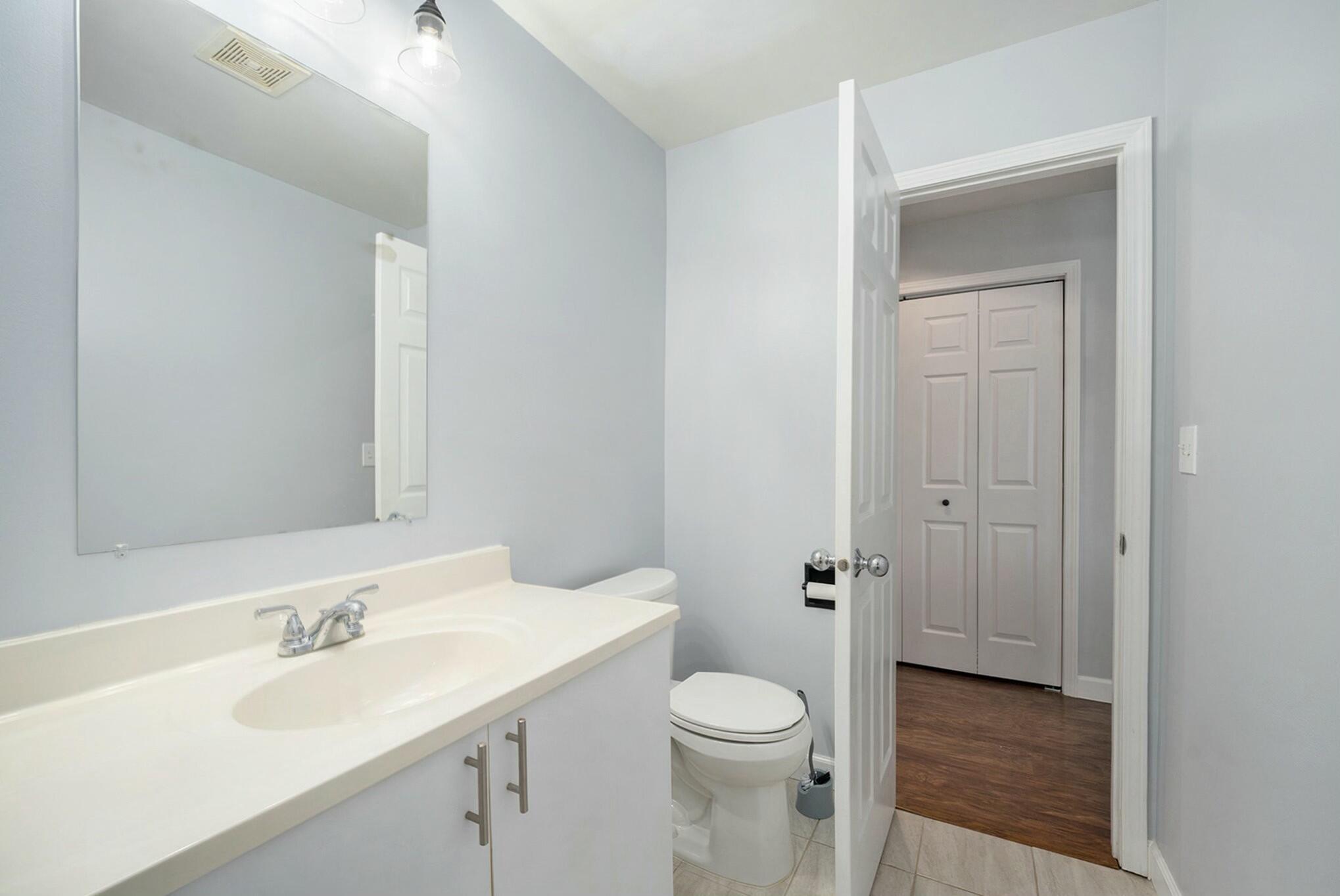 Portage, Michigan 49024, United States, 2 Bedrooms Bedrooms, ,2 BathroomsBathrooms,Residential,Active,15929