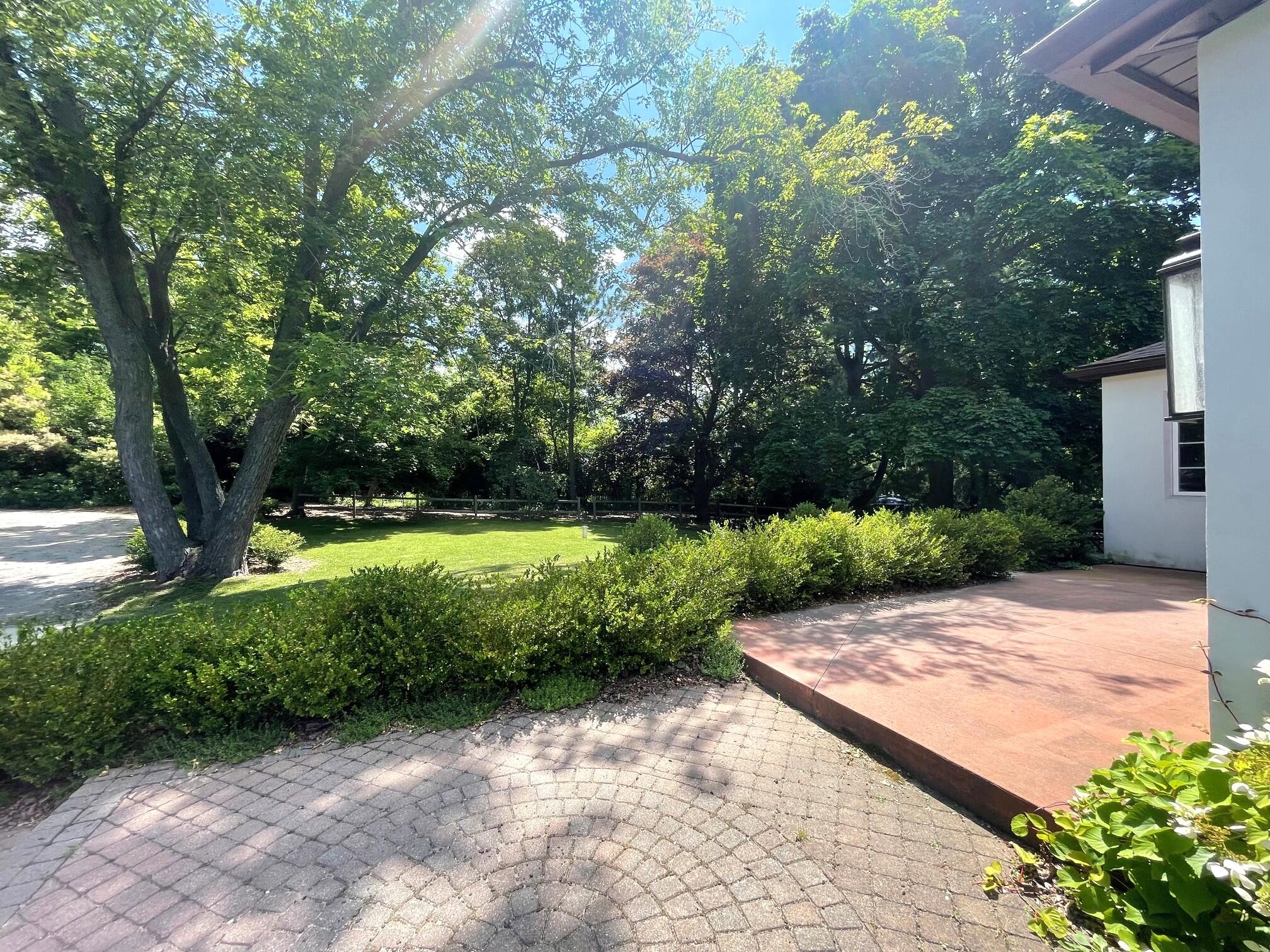 Ann Arbor, Michigan 48105, United States, 3 Bedrooms Bedrooms, ,3 BathroomsBathrooms,Residential,Active,161838