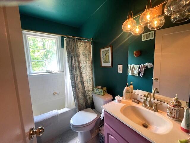 Ann Arbor, Michigan 48105, United States, 3 Bedrooms Bedrooms, ,3 BathroomsBathrooms,Residential,Active,161838