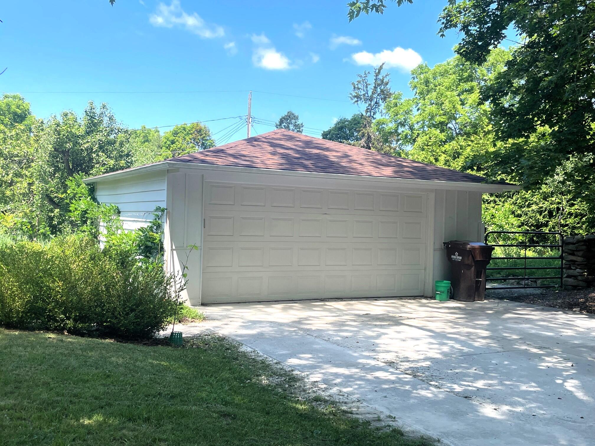 Ann Arbor, Michigan 48105, United States, 3 Bedrooms Bedrooms, ,3 BathroomsBathrooms,Residential,Active,161838