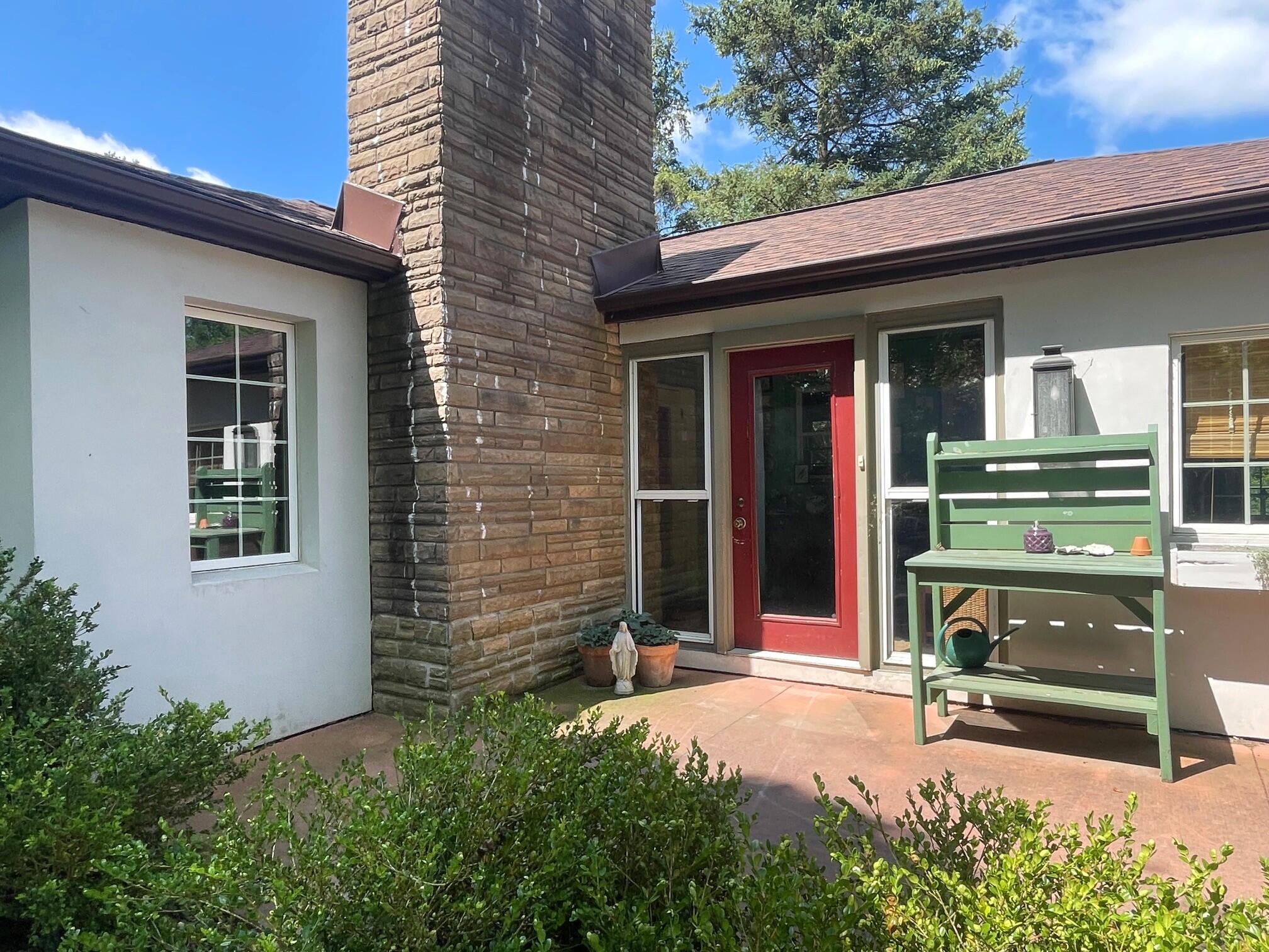 Ann Arbor, Michigan 48105, United States, 3 Bedrooms Bedrooms, ,3 BathroomsBathrooms,Residential,Active,161838