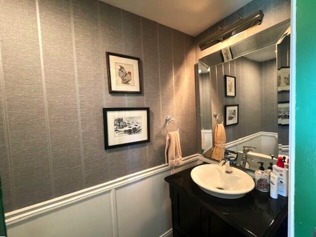 Ann Arbor, Michigan 48105, United States, 3 Bedrooms Bedrooms, ,3 BathroomsBathrooms,Residential,Active,161838