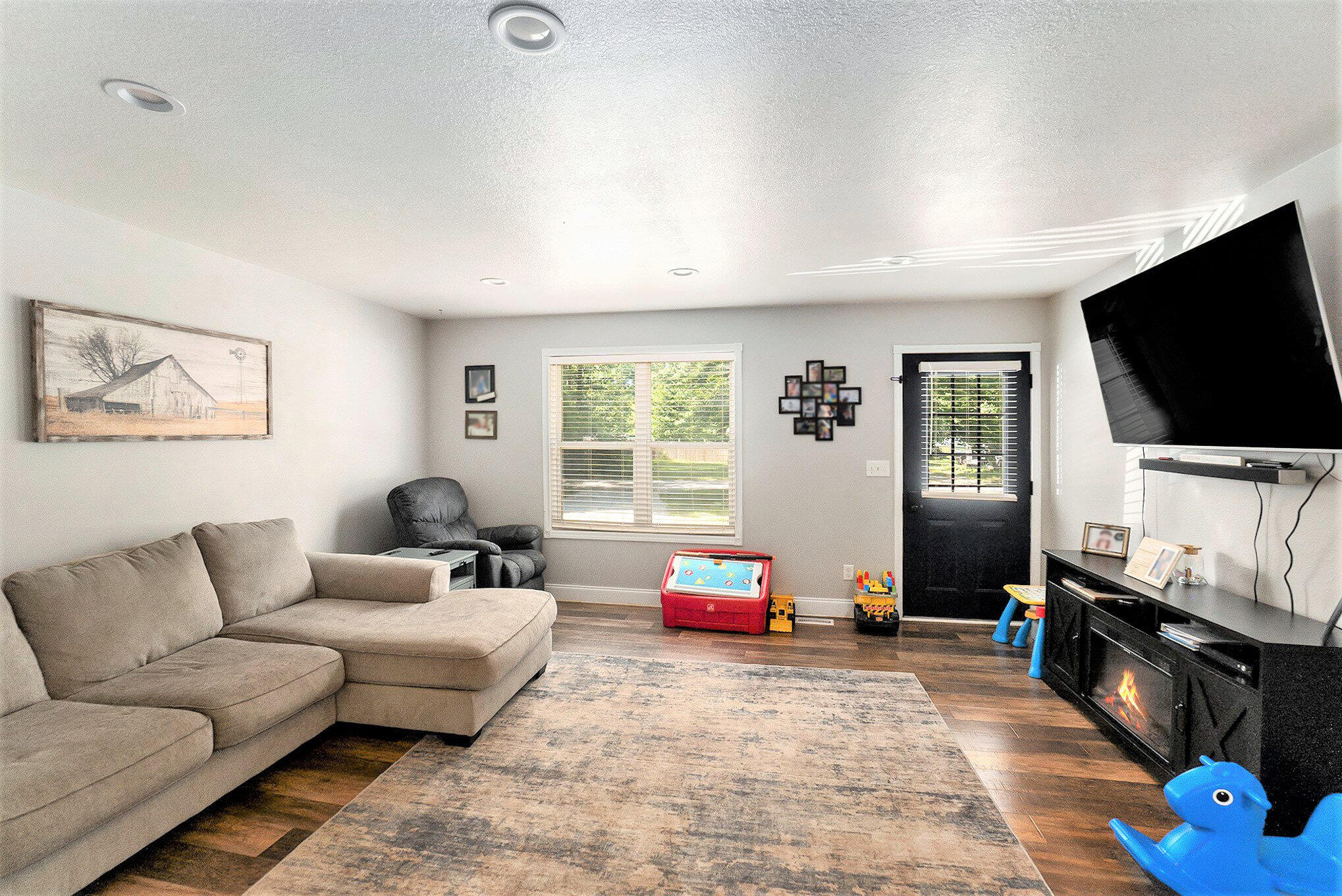 405 W Baker Road