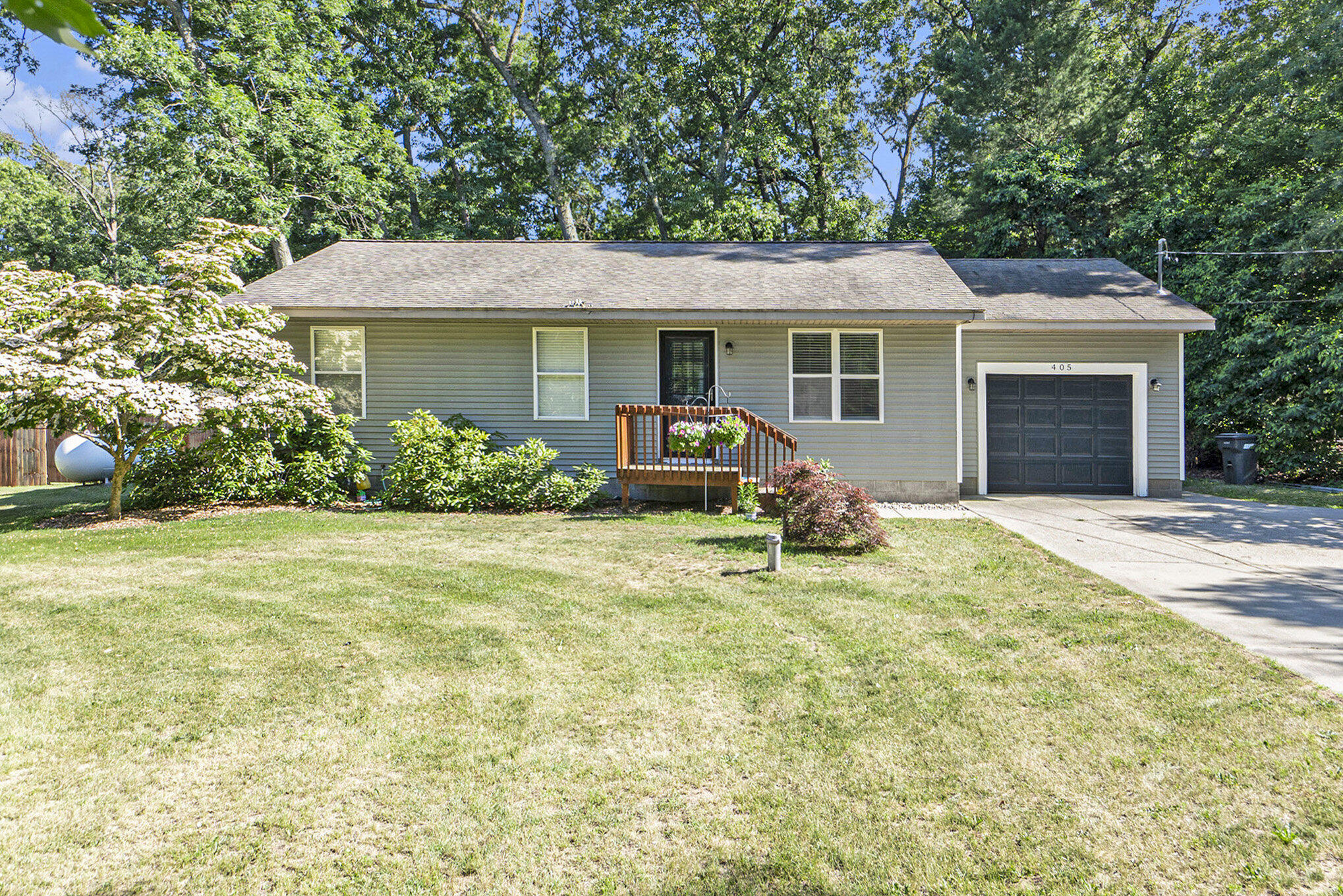 405 W Baker Road