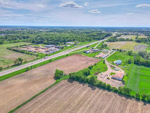 2505 N Parma Road