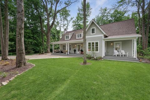 Photo of 9948 Cottage Lane, Union Pier, MI 49129 (MLS # 26014260)