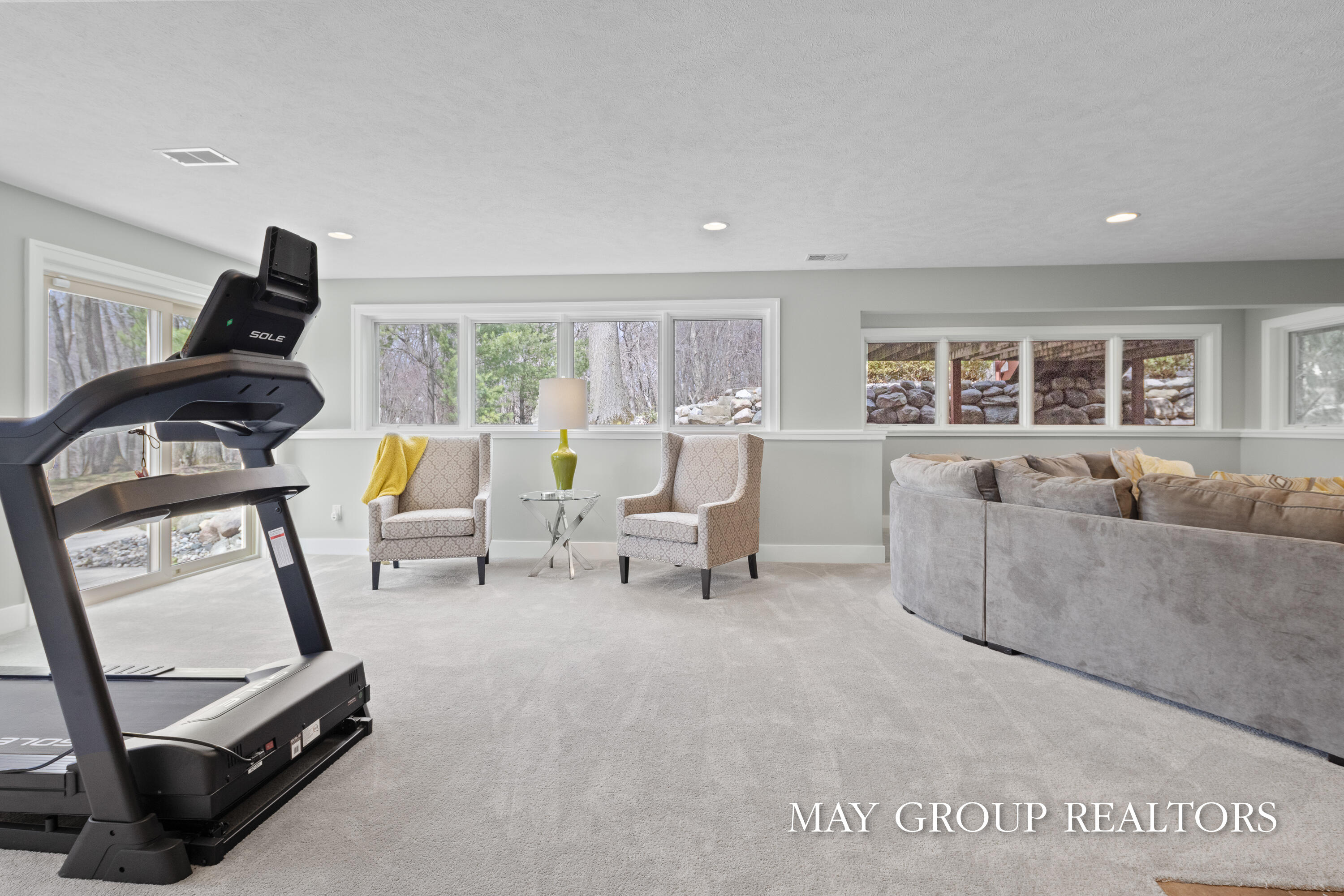Ada, Michigan, 49301, United States, 5 Bedrooms Bedrooms, ,4 BathroomsBathrooms,Residential,Active,2036704