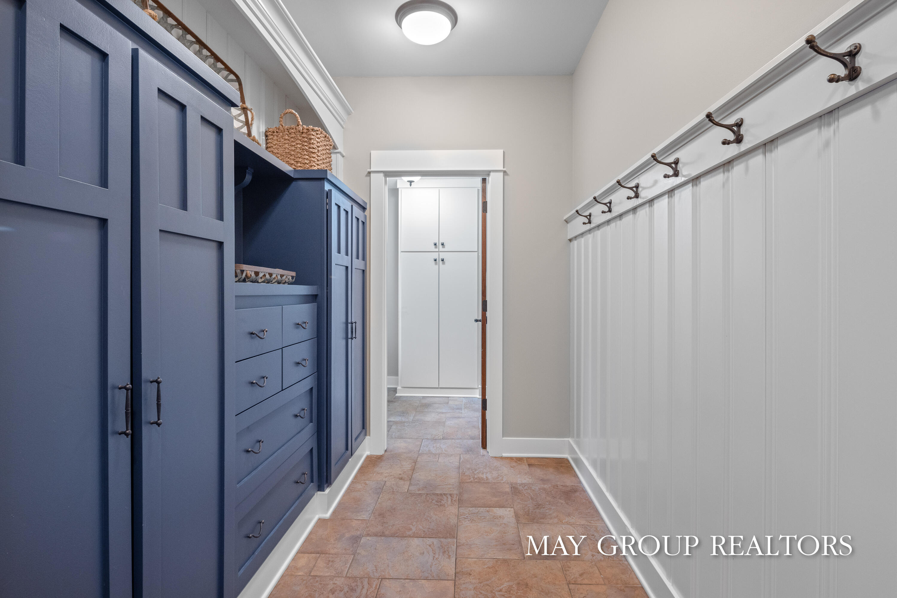 Ada, Michigan, 49301, United States, 5 Bedrooms Bedrooms, ,4 BathroomsBathrooms,Residential,Active,2036704