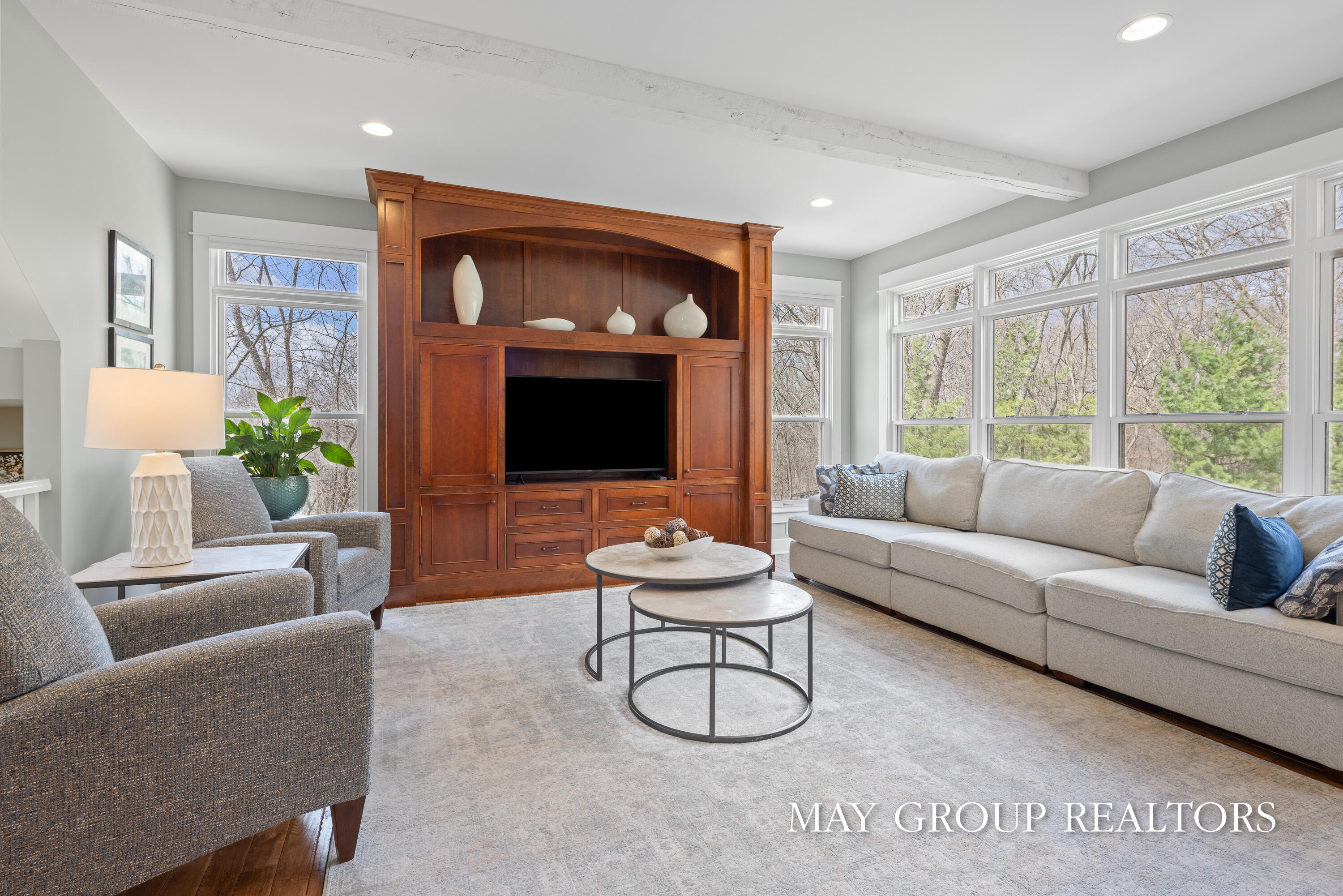 Ada, Michigan, 49301, United States, 5 Bedrooms Bedrooms, ,4 BathroomsBathrooms,Residential,Active,2036704
