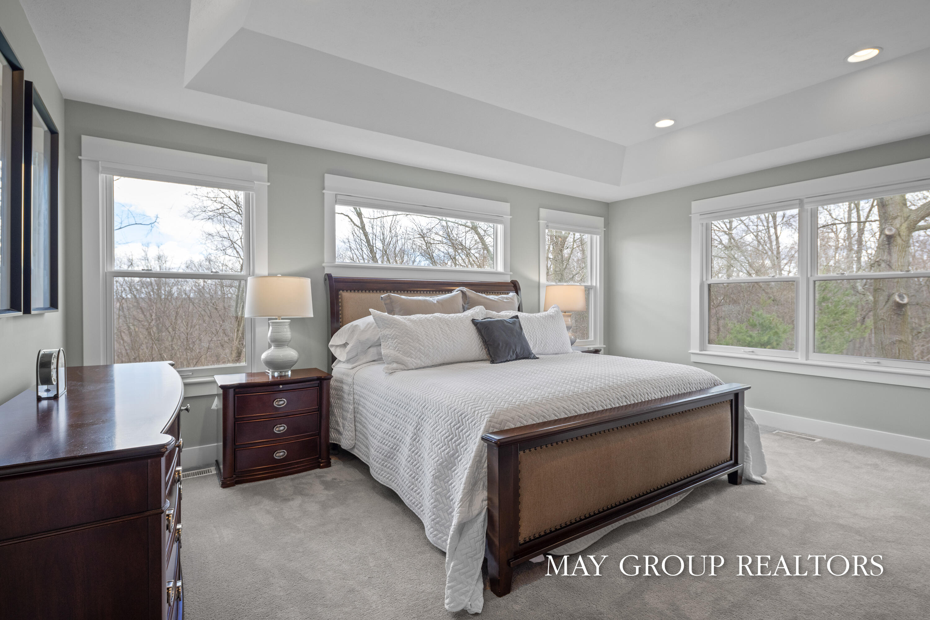 Ada, Michigan, 49301, United States, 5 Bedrooms Bedrooms, ,4 BathroomsBathrooms,Residential,Active,2036704