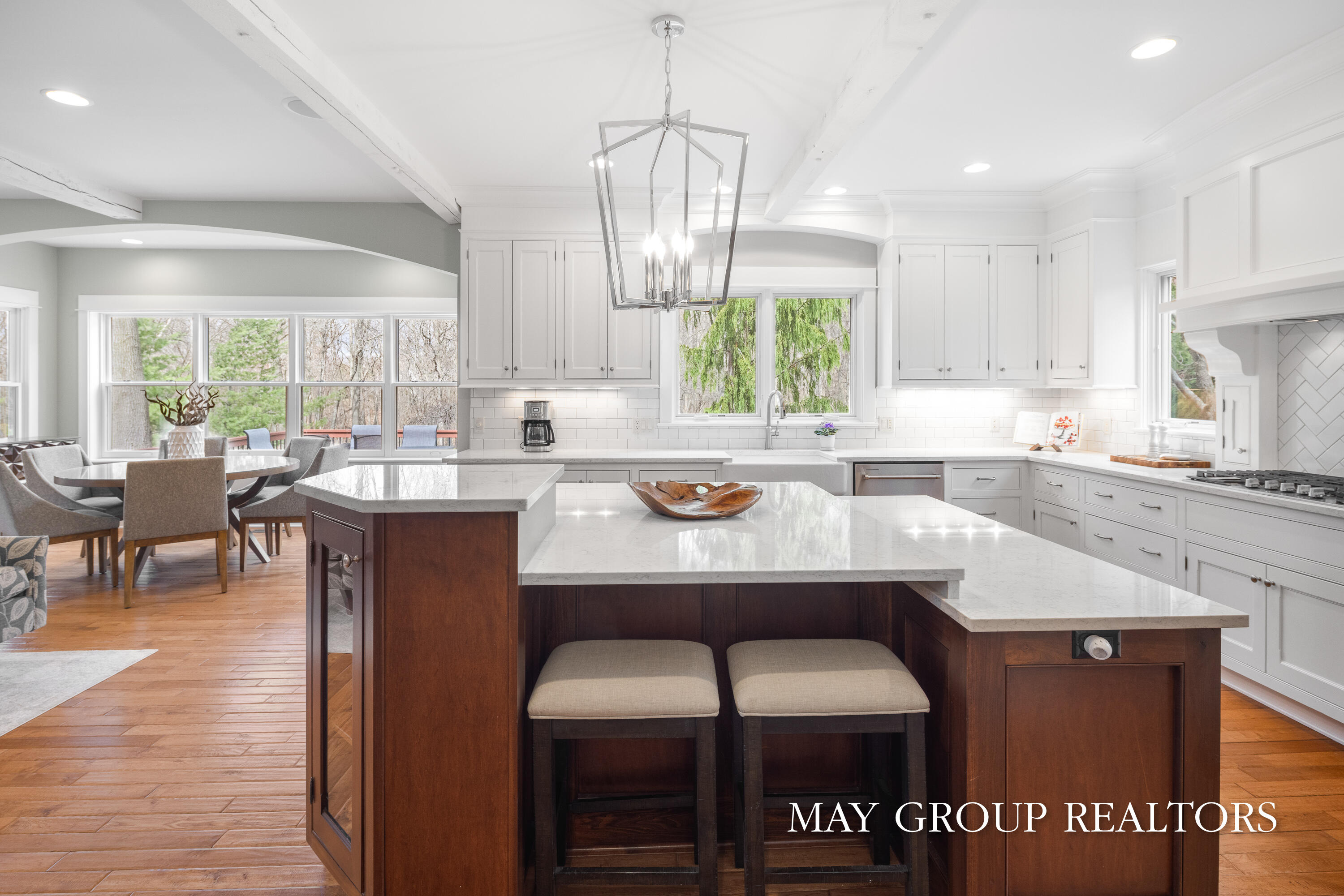Ada, Michigan, 49301, United States, 5 Bedrooms Bedrooms, ,4 BathroomsBathrooms,Residential,Active,2036704