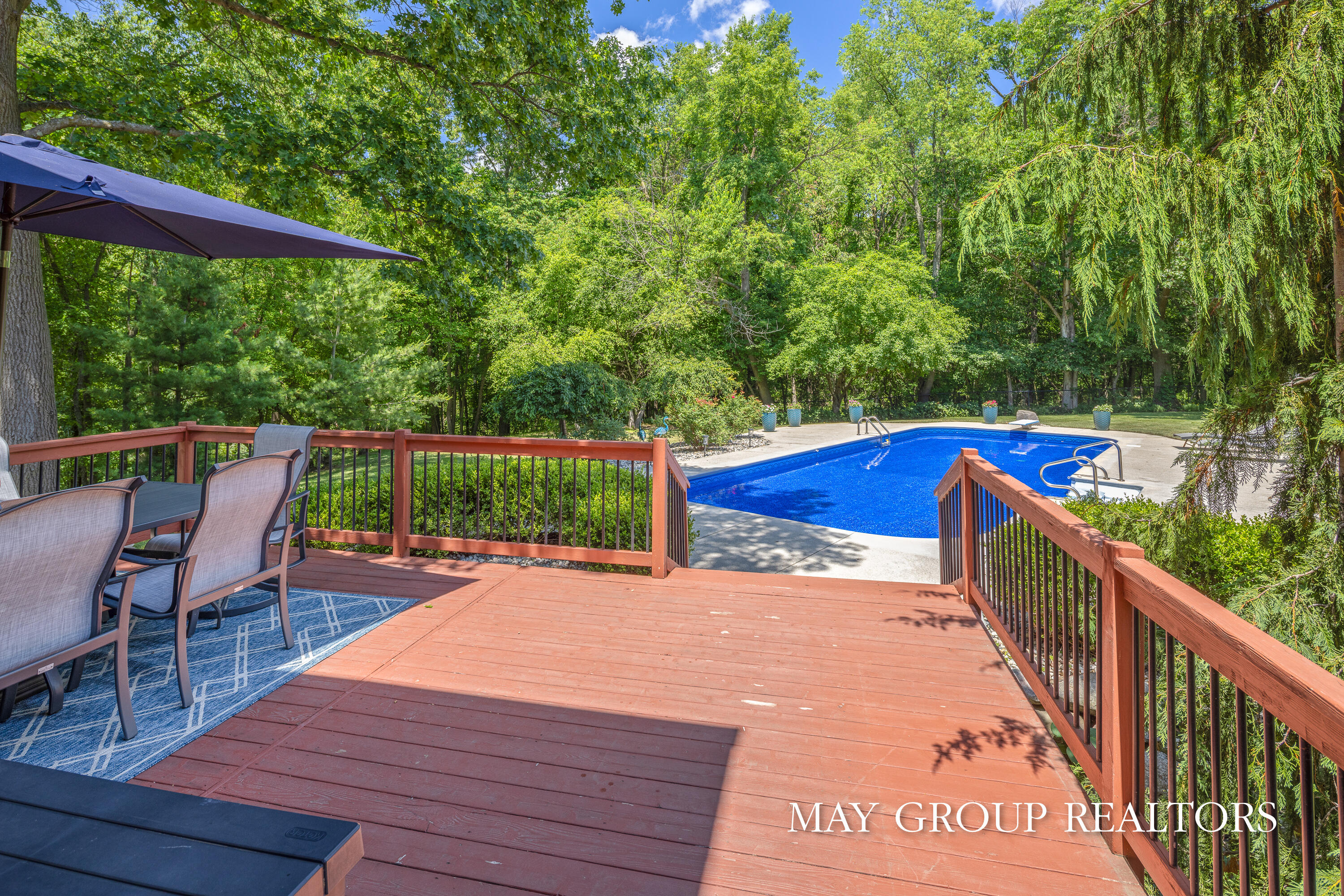Ada, Michigan, 49301, United States, 5 Bedrooms Bedrooms, ,4 BathroomsBathrooms,Residential,Active,2036704