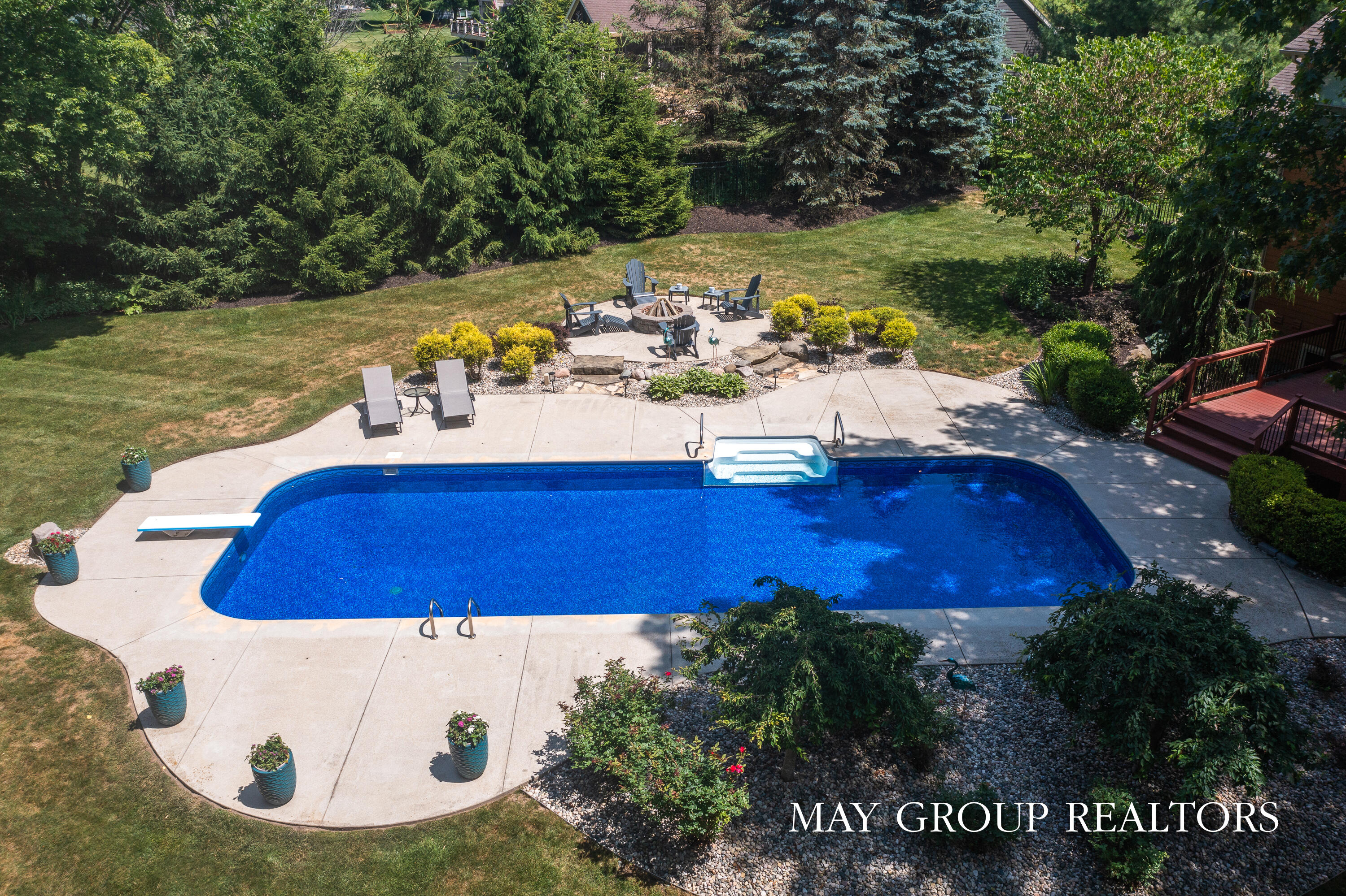Ada, Michigan, 49301, United States, 5 Bedrooms Bedrooms, ,4 BathroomsBathrooms,Residential,Active,2036704