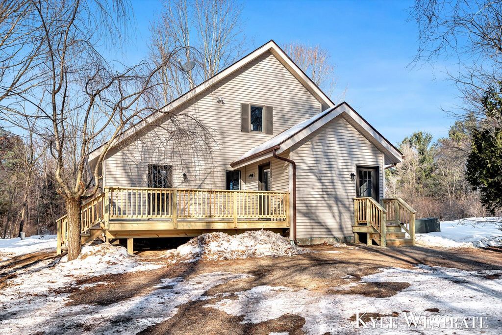 Photo of 5860 S 36th Street, Climax, MI 49034 (MLS # 26005732)