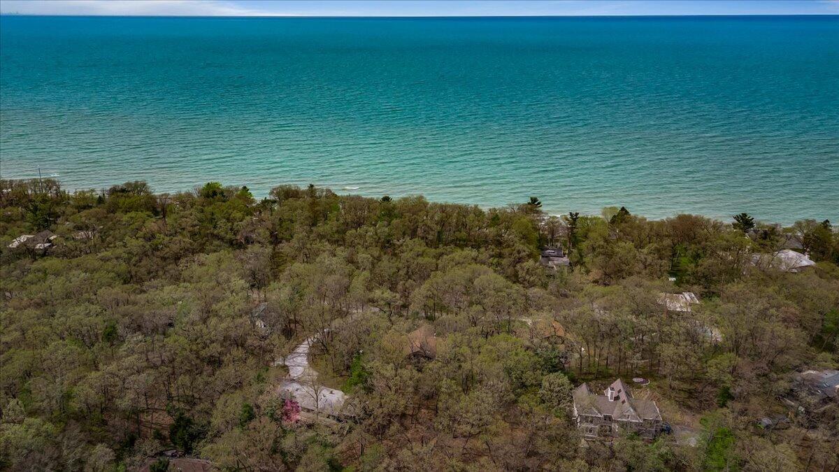 Beverly Shores, Indiana 46301, United States, 3 Bedrooms Bedrooms, ,3 BathroomsBathrooms,Residential,Active,133046