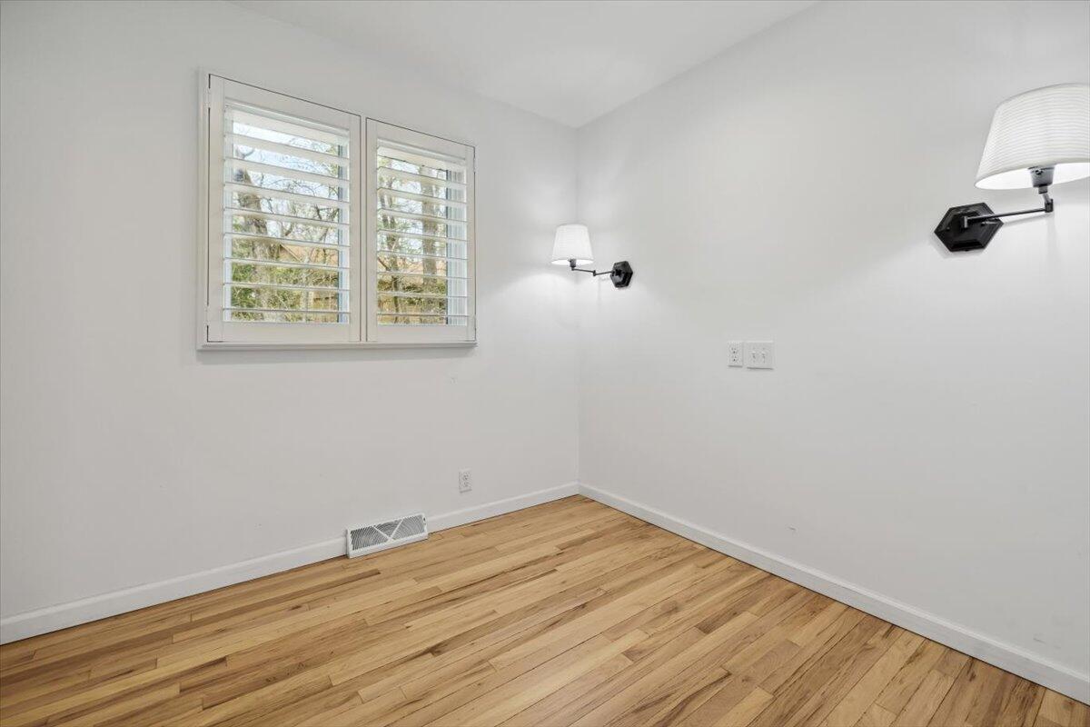 Beverly Shores, Indiana 46301, United States, 3 Bedrooms Bedrooms, ,3 BathroomsBathrooms,Residential,Active,133046