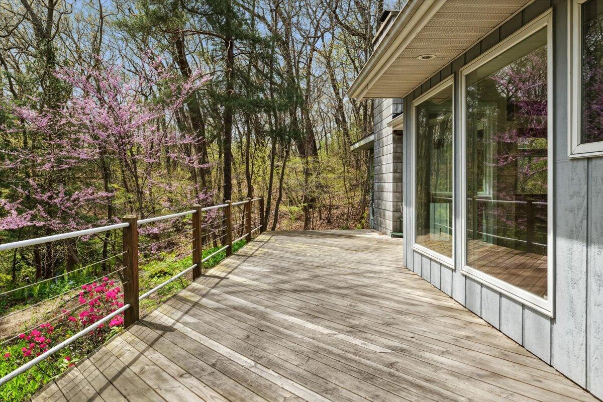 Beverly Shores, Indiana 46301, United States, 3 Bedrooms Bedrooms, ,3 BathroomsBathrooms,Residential,Active,133046