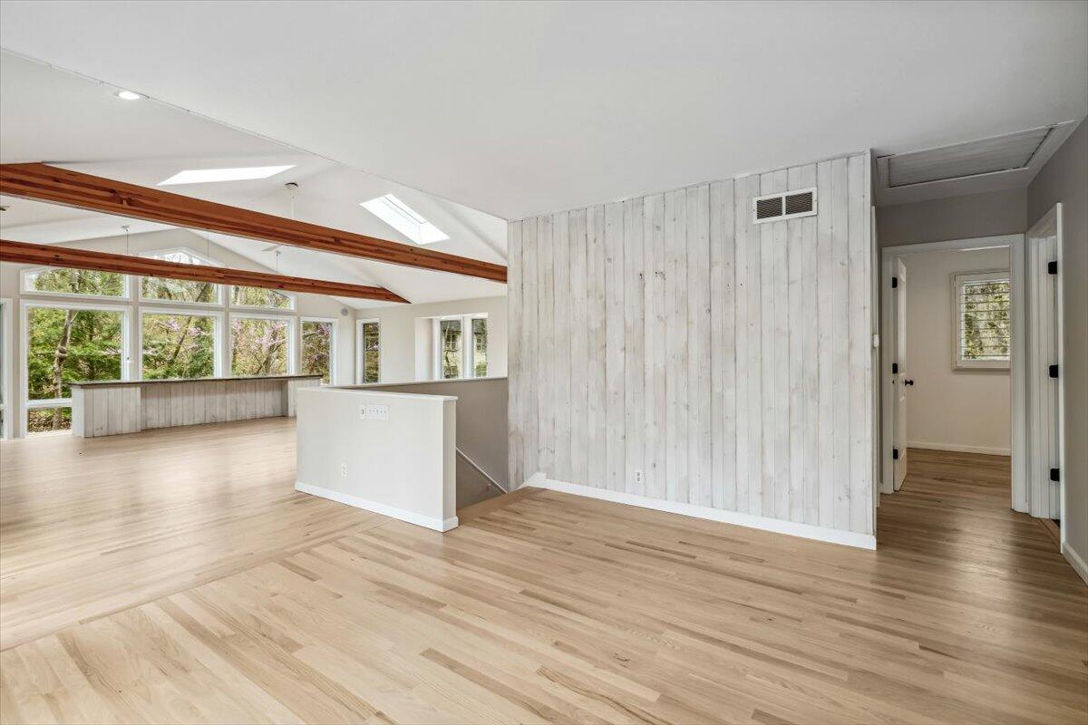 Beverly Shores, Indiana 46301, United States, 3 Bedrooms Bedrooms, ,3 BathroomsBathrooms,Residential,Active,133046