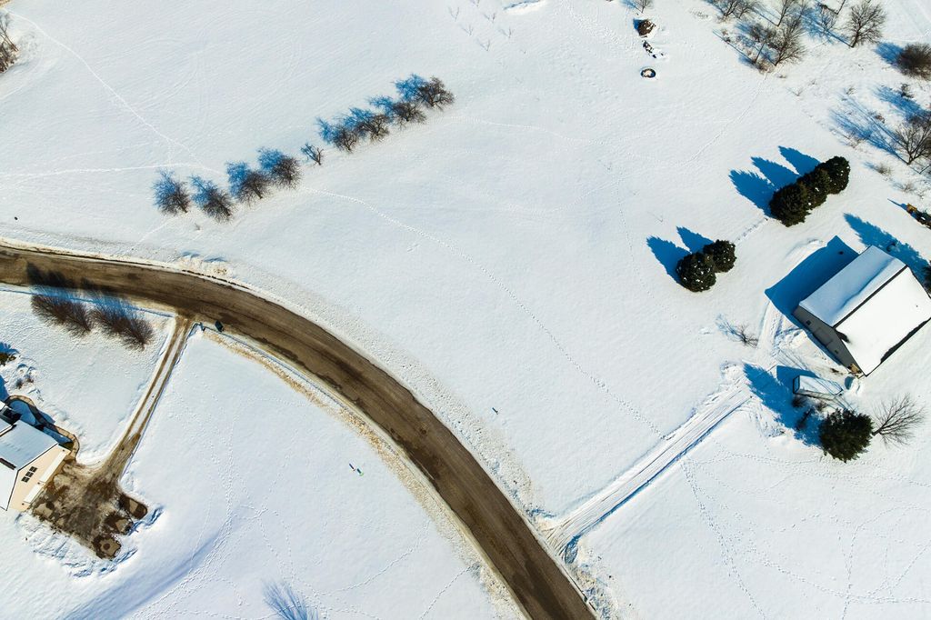 Photo of 4161 Orchard Hurst Drive, Eau Claire, MI 49111 (MLS # 26005311)