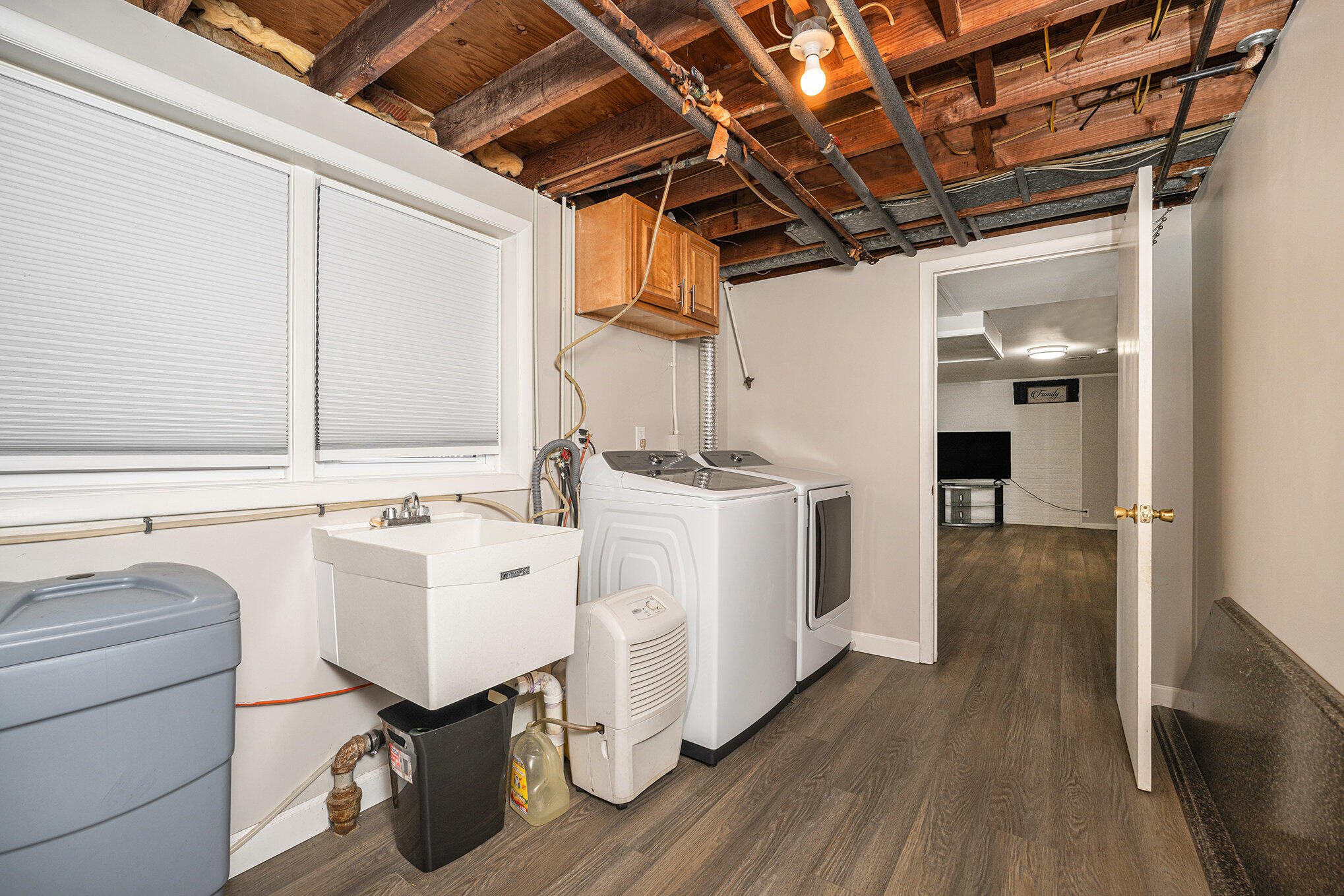 Kalamazoo, Michigan 49006, United States, 3 Bedrooms Bedrooms, ,2 BathroomsBathrooms,Residential,Active,147049