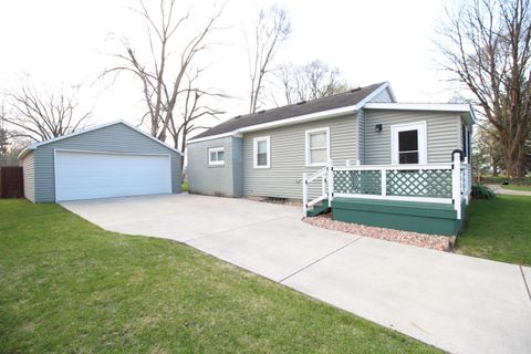 MLS: 25018824