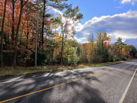 Photo of 7087 W Jagger Road, Ludington, MI 49431 (MLS # 25054798) Photo of 7087 W Jagger Road, Ludington, MI 49431 (MLS # 25054798)