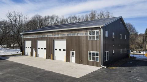 Photo of 480 E Parkdale Avenue, Manistee, MI 49660 (MLS # 25059352)