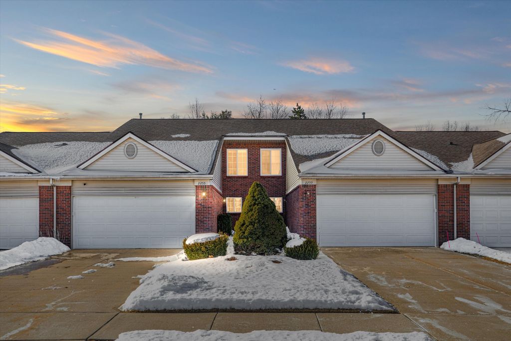 Photo of 2255 Crystal Crossing Drive, Howell, MI 48843 (MLS # 26005613)