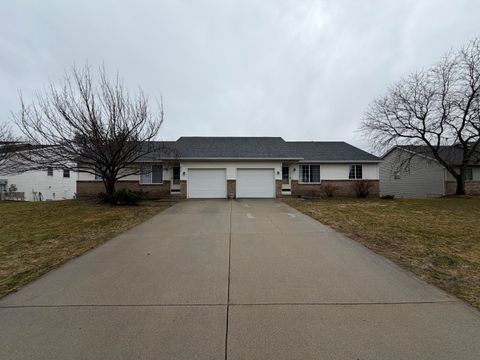 Photo of 922 Vos Street, Jenison, MI 49428 (MLS # 26021572)