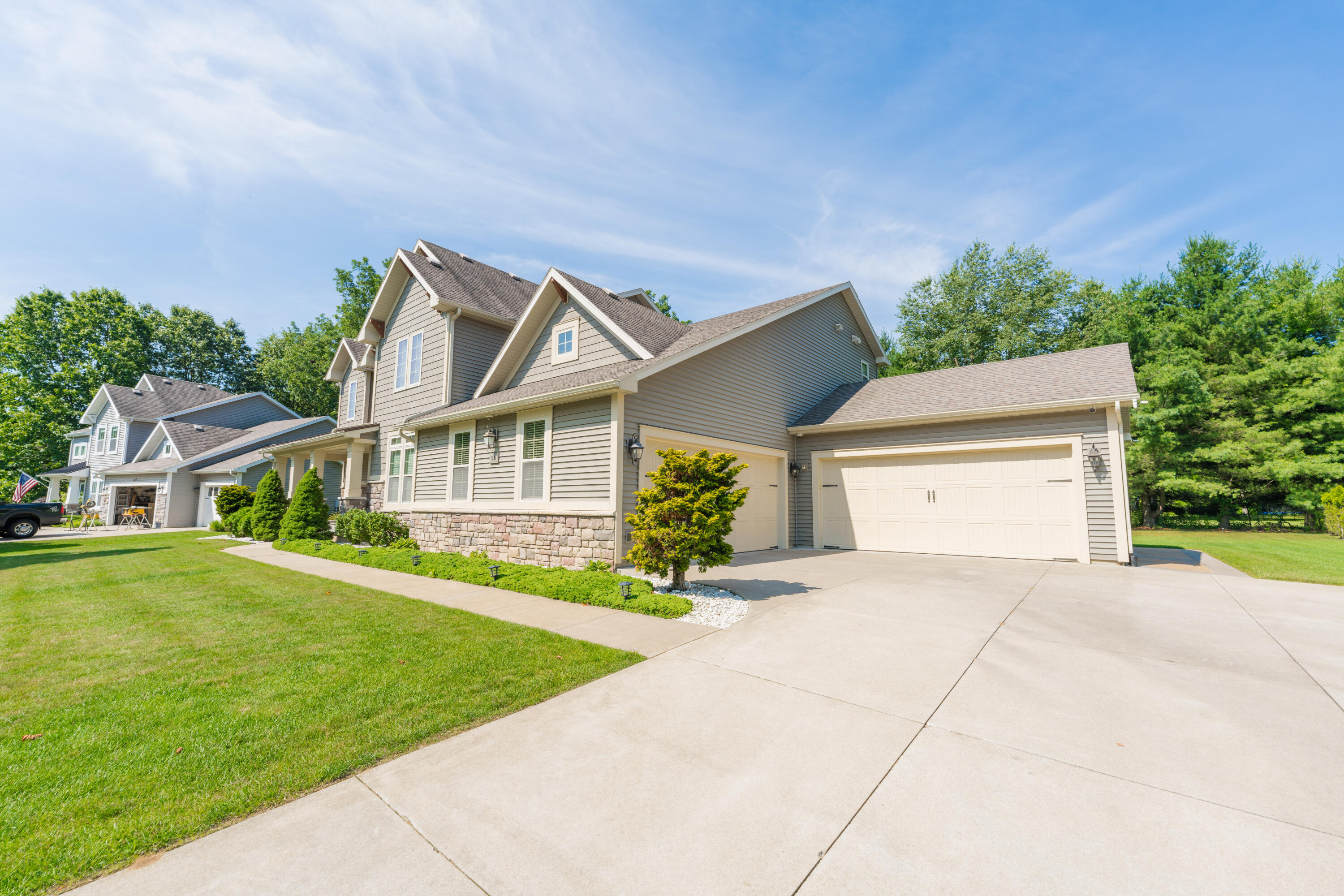 7226 Breton Woods Court