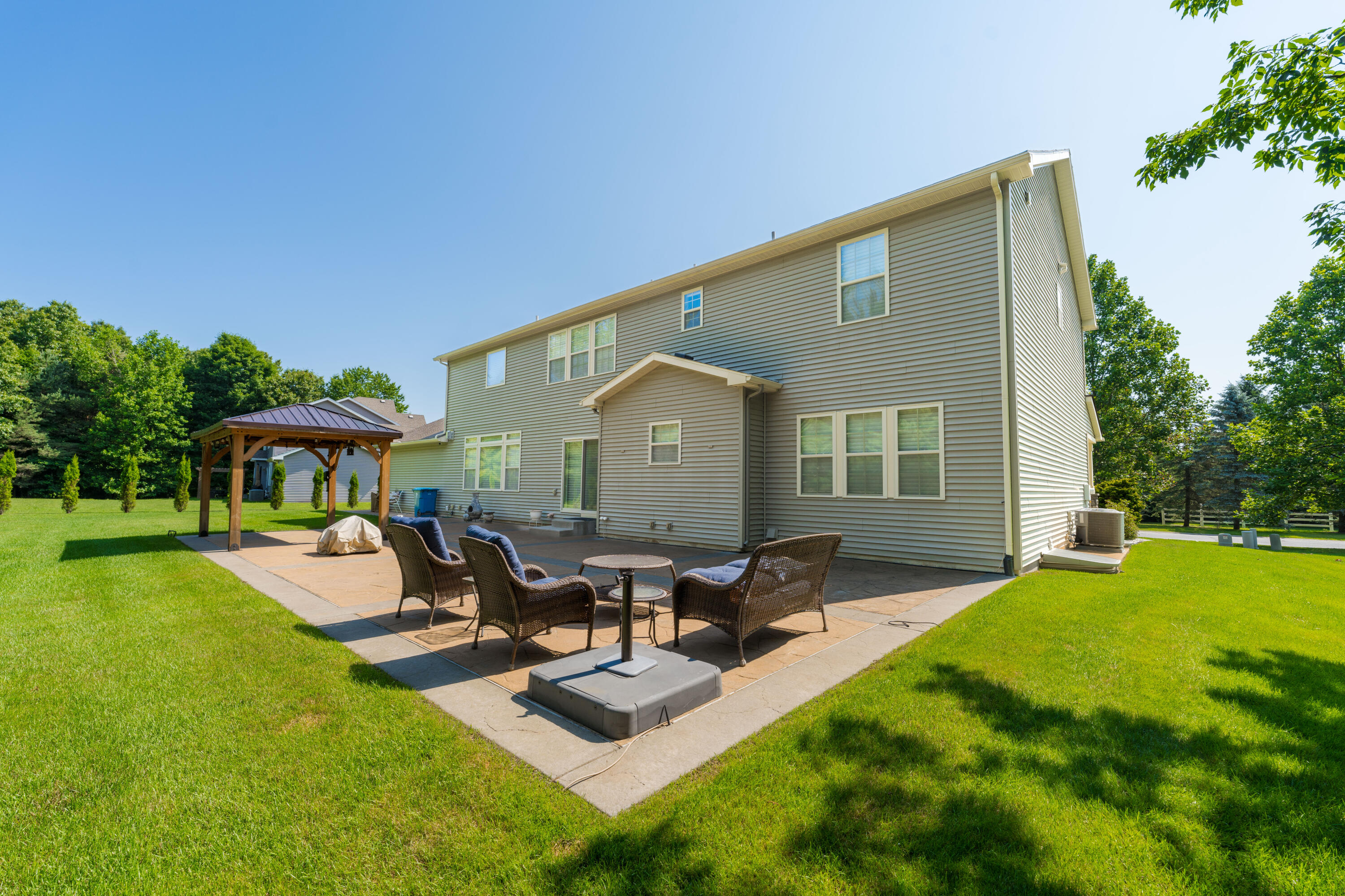 7226 Breton Woods Court