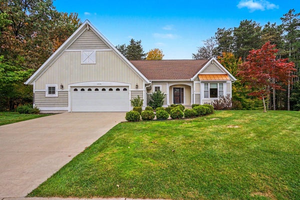 18091 WILDWOOD CT, SPRING LAKE, MI 49456 - Image 3f611c8aeded117344a16f2554b67cef/184645652